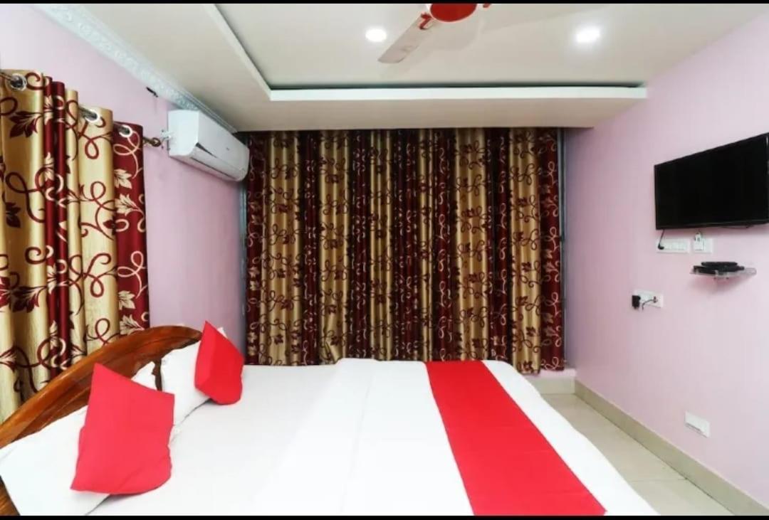 Hotel Ayush International Balasore Екстериор снимка