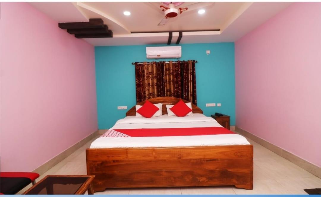 Hotel Ayush International Balasore Екстериор снимка